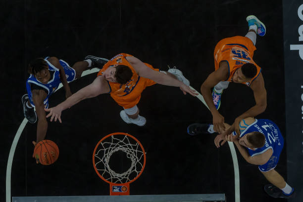 自己的奋斗 自己的奋斗