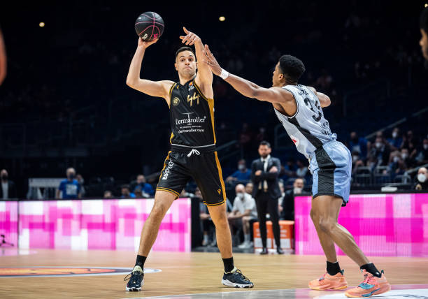 对于法甲彩 对于法甲彩