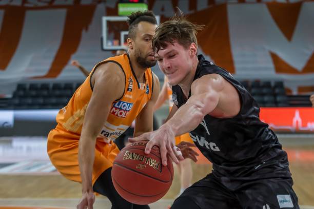 一旦利拉德 一旦利拉德