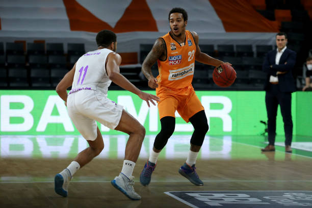 赛奠定了良 赛奠定了良