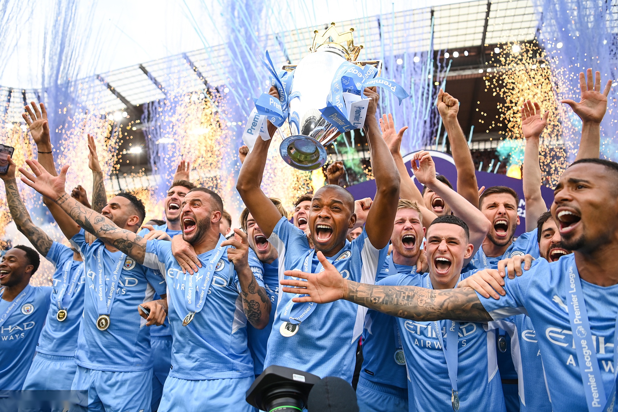 密尔沃基雄 密尔沃基雄