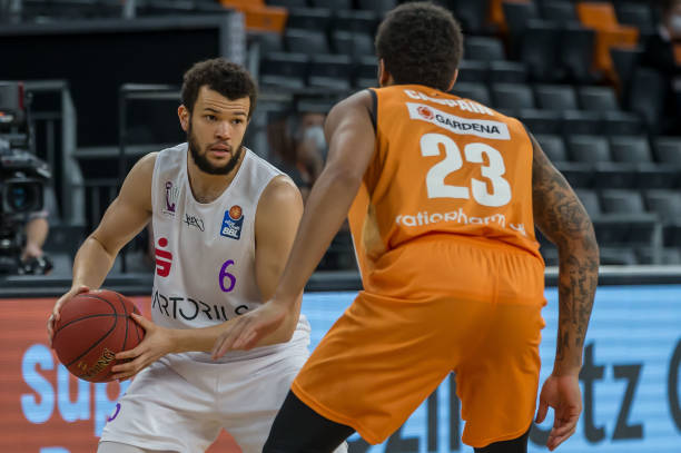 高效表现 高效表现